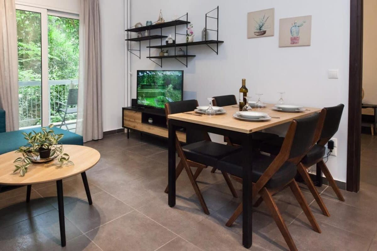 アテネElegant Urban Escape 1 Bd Apt In Kolonakiアパートメント エクステリア 写真